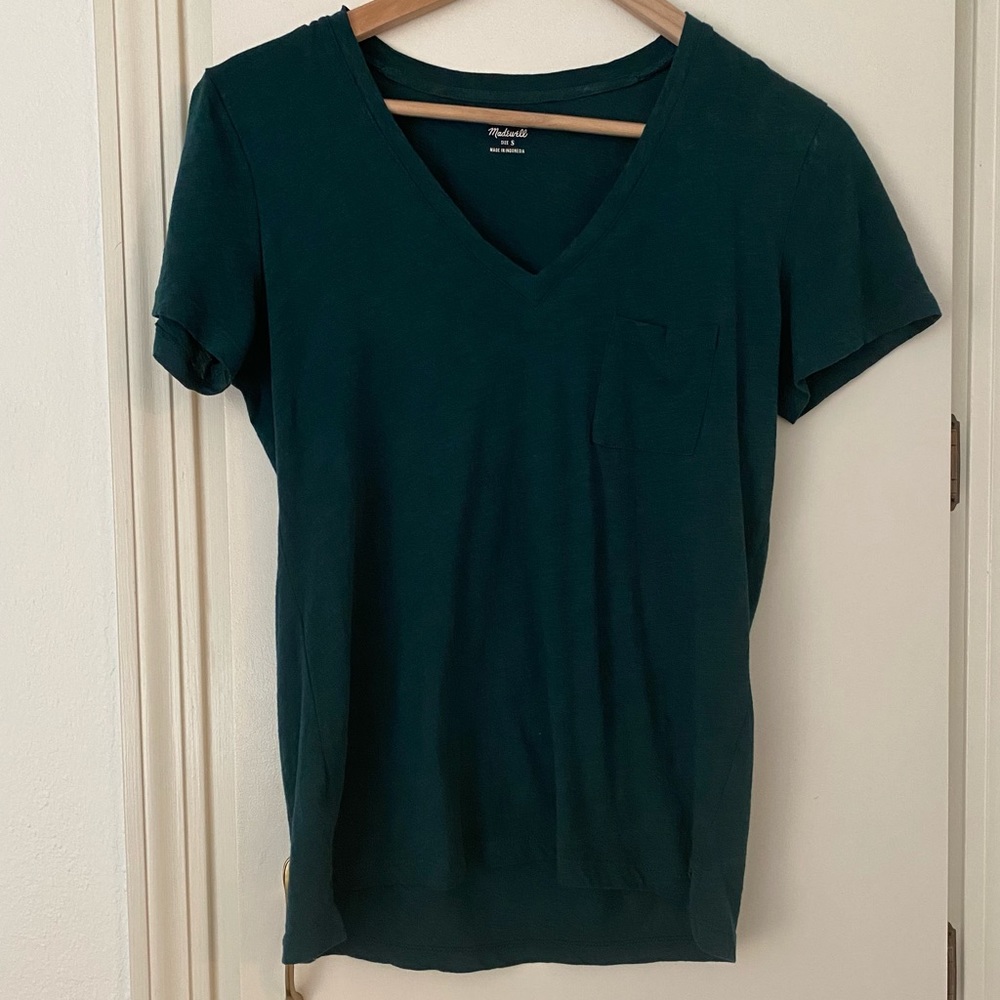Madewell Whisper Cotton V-neck pocket tee